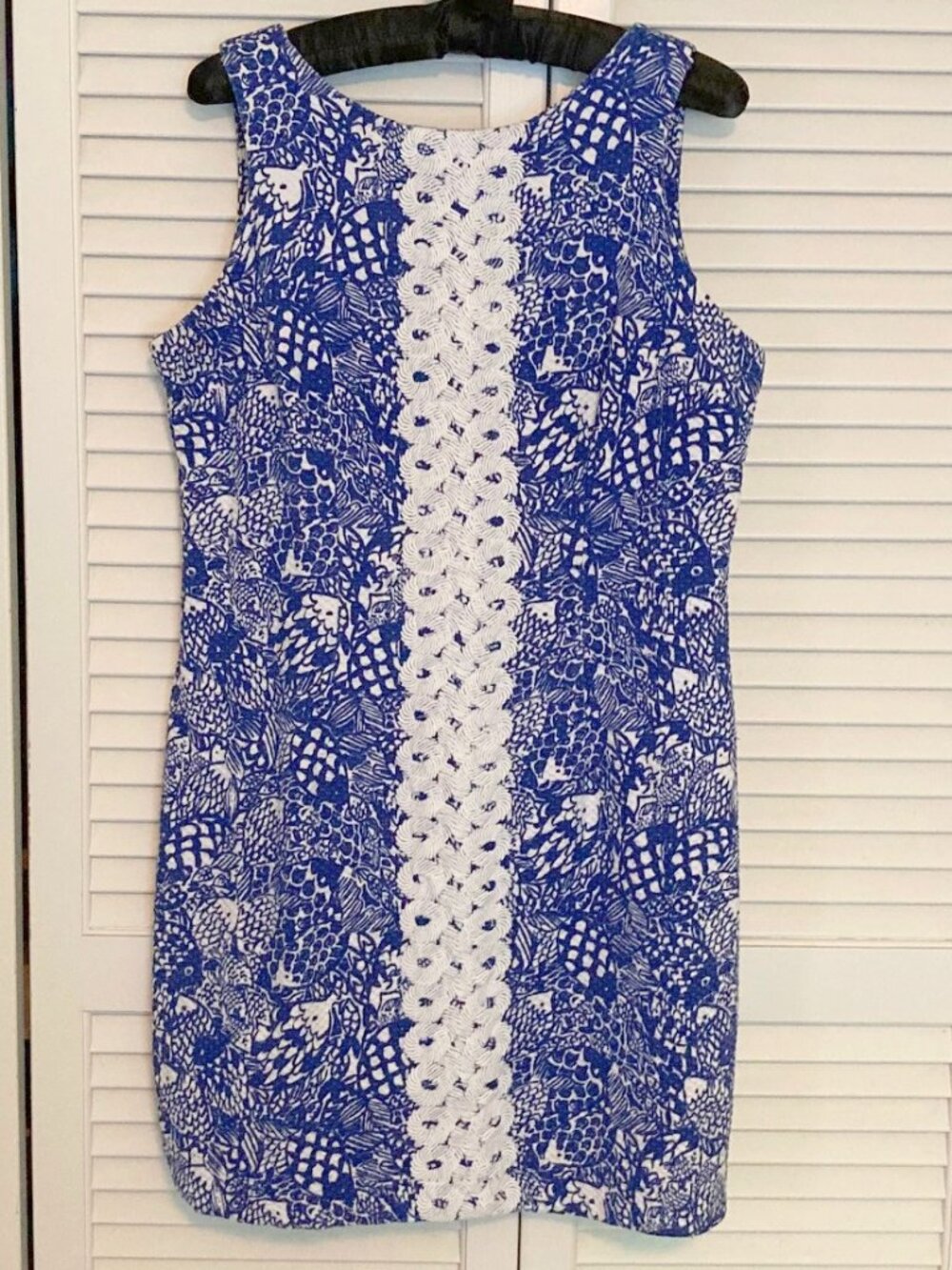 Lilly Pulitzer Shift in Navy/White Fish Print (sized like 10)